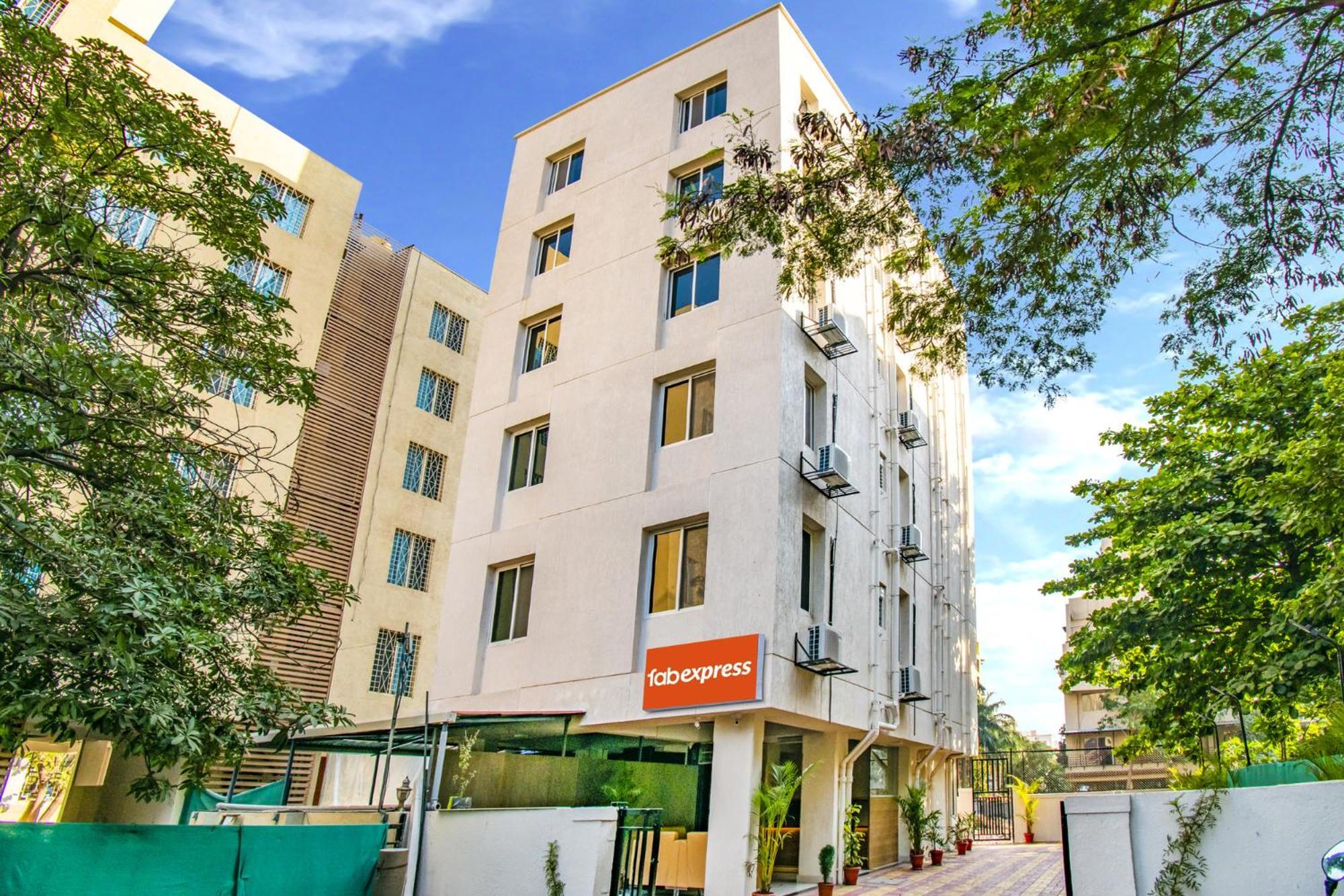 Fabexpress Marvel Bliss - Nr Trump Towers Pune Exterior foto